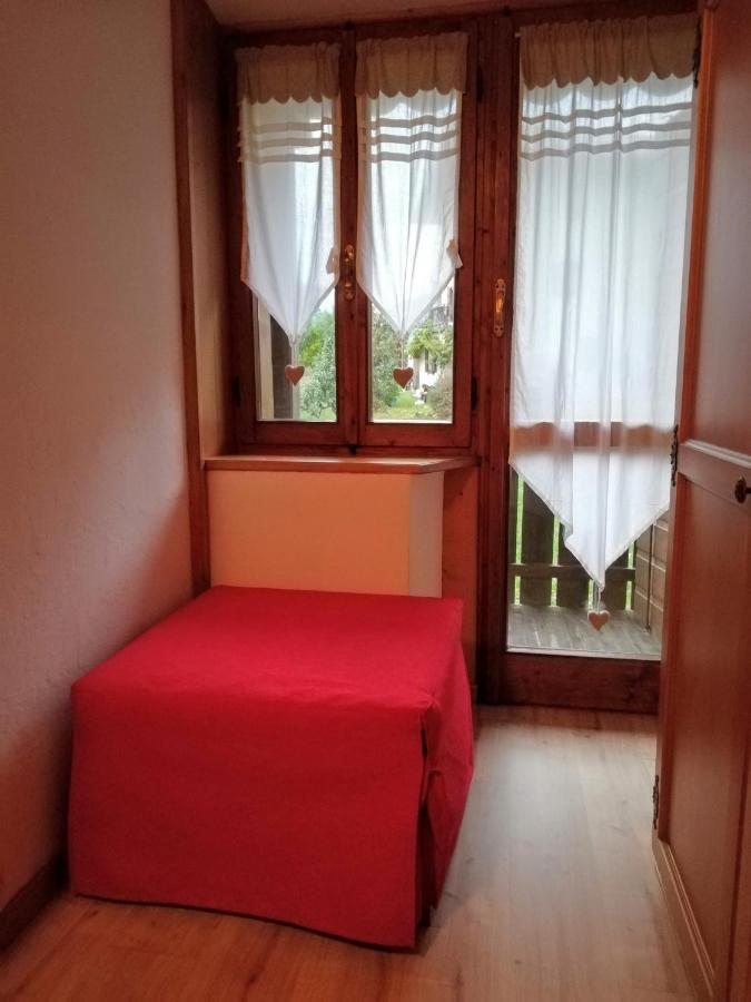 Casa Vacanze Miramonti - Appartamento Con Balcone Con Vista Sulle Dolomiti Borca di Cadore Eksteriør billede