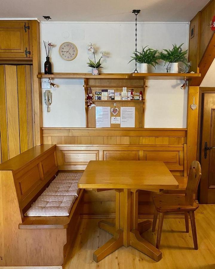 Casa Vacanze Miramonti - Appartamento Con Balcone Con Vista Sulle Dolomiti Borca di Cadore Eksteriør billede